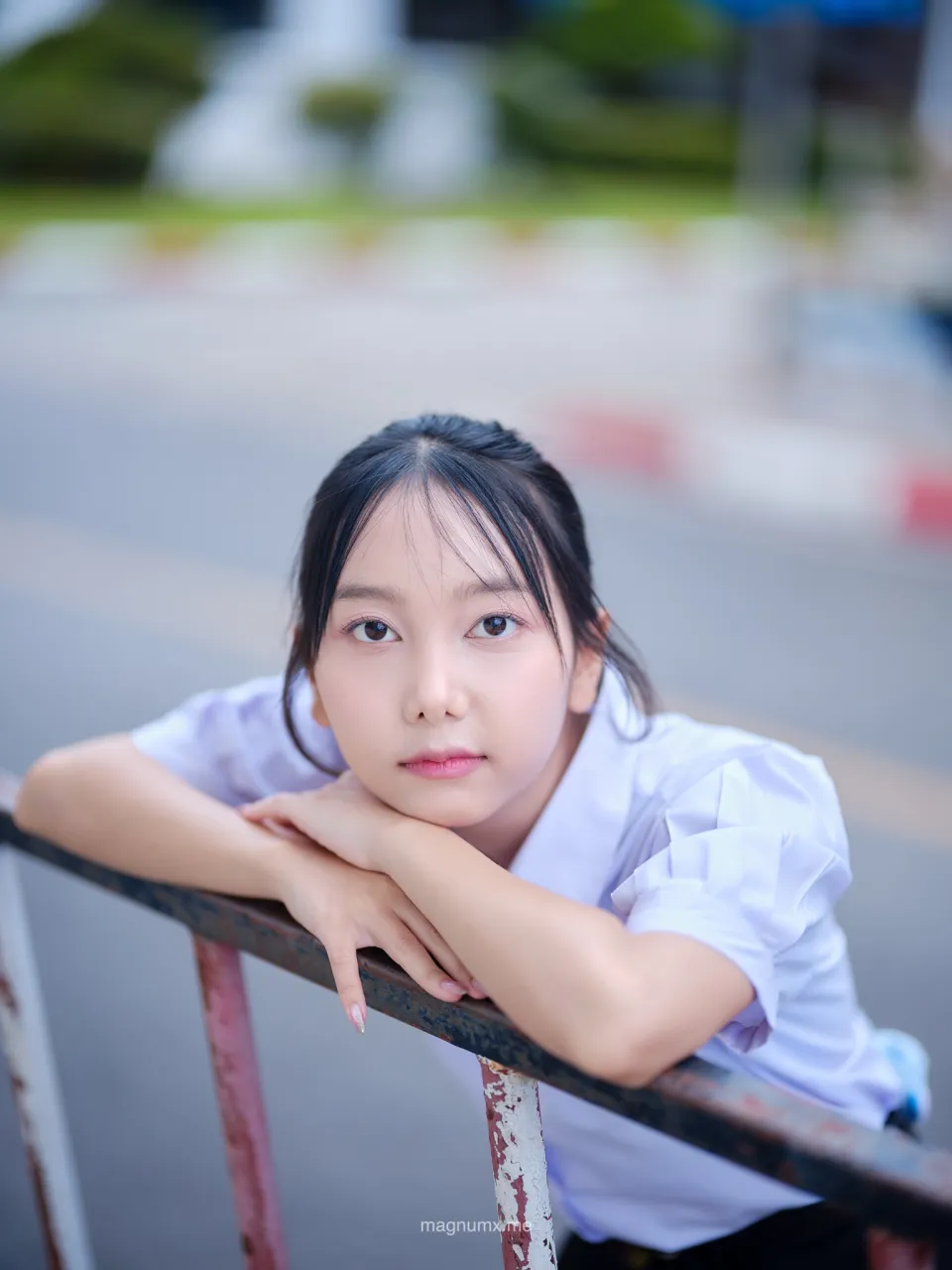 ถ่ายรูปพอร์ตในวันที่ฟ้าครึ้ม ภาพที่ 2