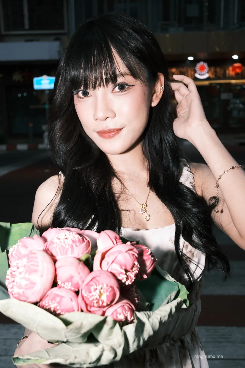 ถ่ายรูปดอกบัวที่ห้าแยกน้ำพุ ภาพที่ 7