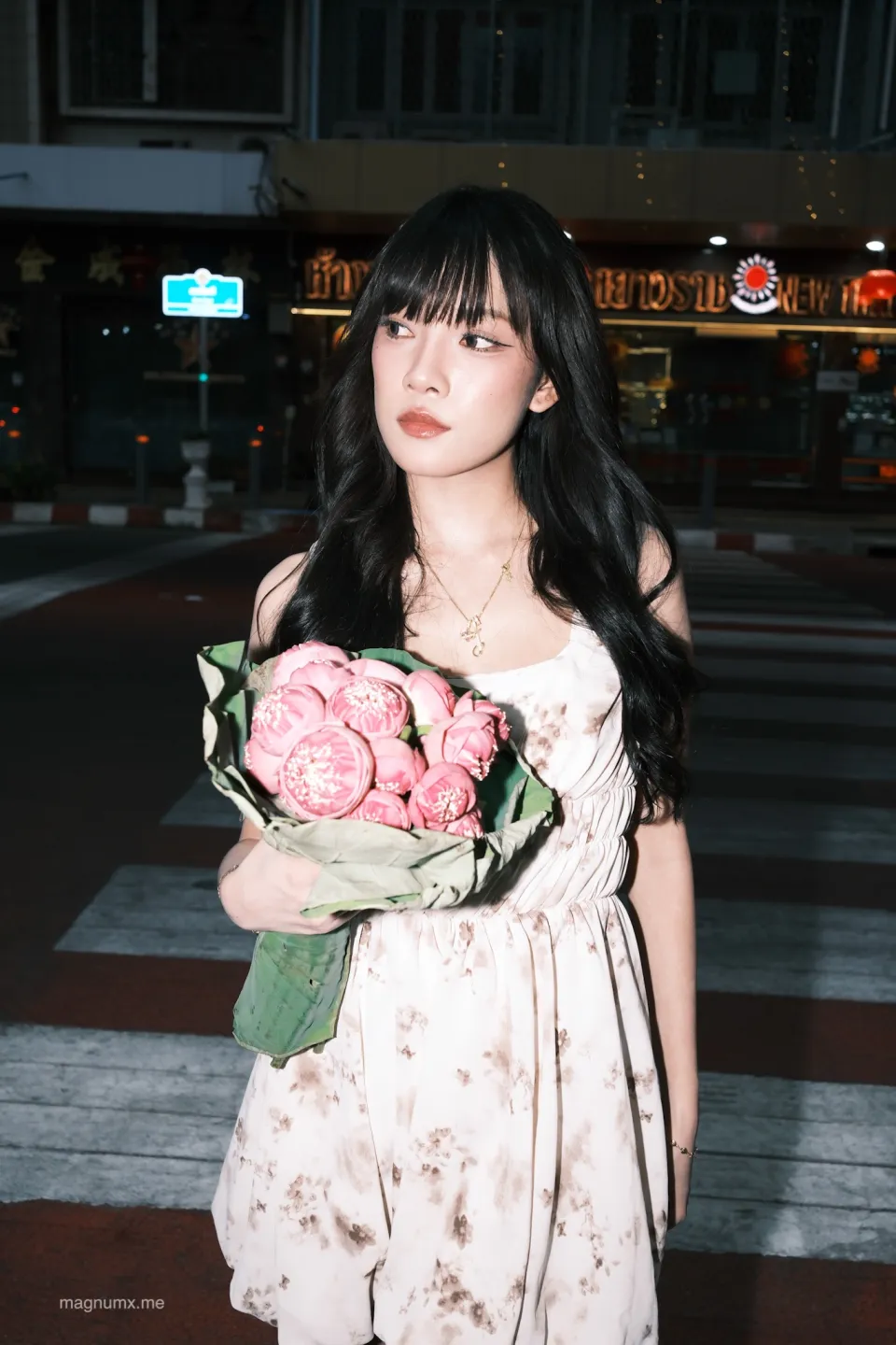 ถ่ายรูปดอกบัวที่ห้าแยกน้ำพุ ภาพที่ 8